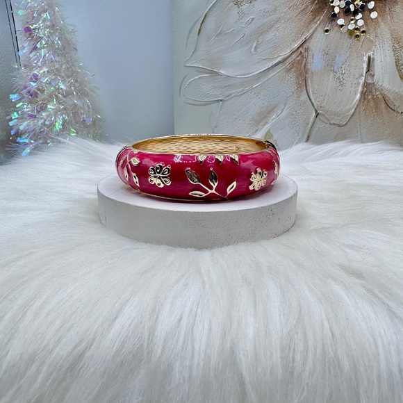 The Red and Gold Thick Enamel Floral Design Bangle Bracelet - Picture 7 of 7